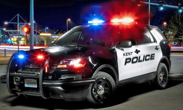 Kent Police, Valley SWAT & negotiators respond to East Hill residence